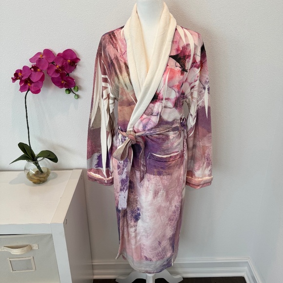 WRAP UP BY VP Women’s Long Pink/Cream Floral Print Soft Robe One Size - Picture 1 of 16